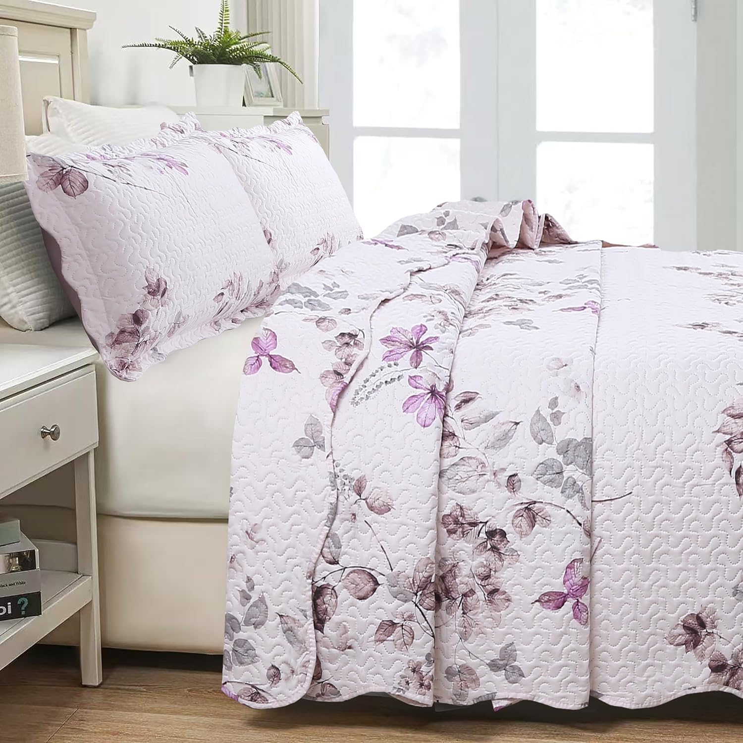 Decorkart Rich Printed Embossed Pinsonic Coverlet Bedspread Ultra Soft Home Bedding 3 Piece Summer Quilt Set with 2 Embossed Shams, Purple Leaves Pink Pattern