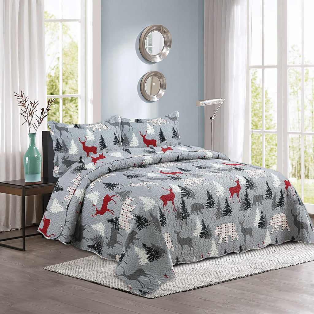 Decorkart Rich Printed Embossed Pinsonic Coverlet Bedspread Ultra Soft Home Bedding 3 Piece Summer Christmas Quilt Set with 2 Quilted Shams, Cabin Reindeer Moose Bear Pattern