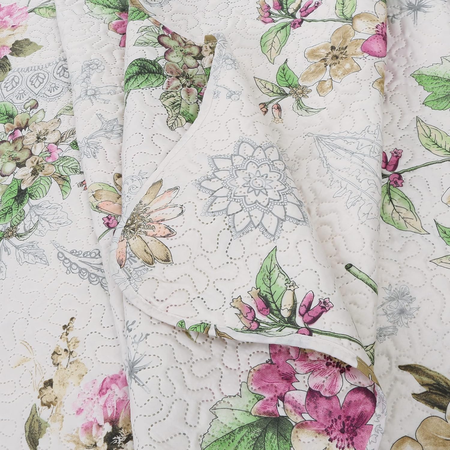 Decorkart Rich Printed Embossed Pinsonic Coverlet Bedspread Ultra Soft 3 Piece Summer Quilt Set with 2 Quilted Shams, Purple Violet Floral Mandala Pattern