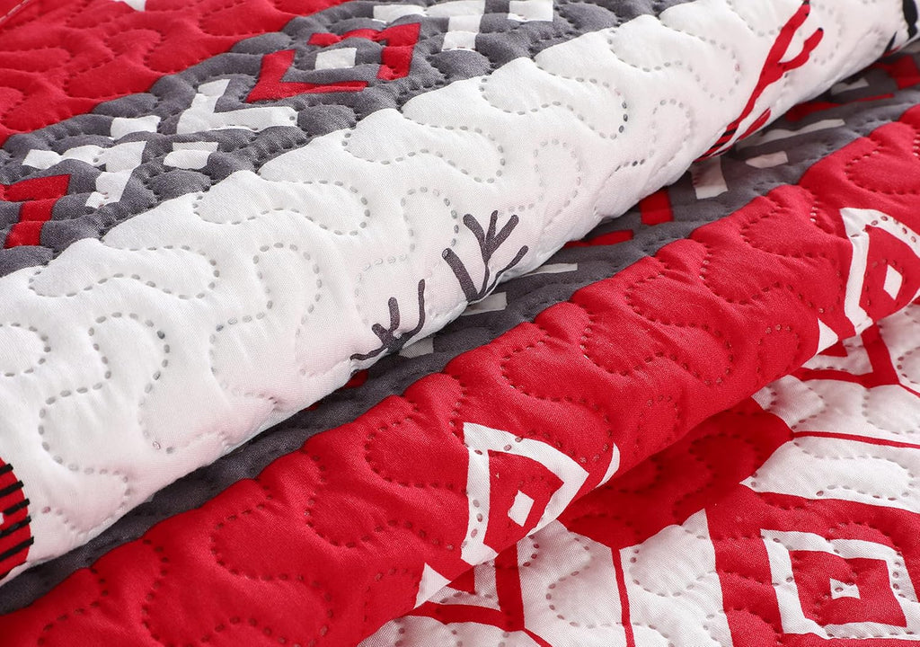 Decorkart Rich Printed Embossed Pinsonic Coverlet Bedspread Ultra Soft 3 Piece Summer Christmas Quilt Set with 2 Quilted Shams, Xmas Snowflake and Deer Pattern