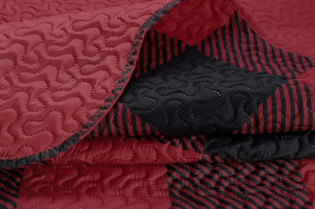 Decorkart Rich Printed Embossed Pinsonic Coverlet Bedspread Ultra Soft 3 Piece Summer Quilt Set with 2 Quilted Shams, Red Black Plaid Pattern