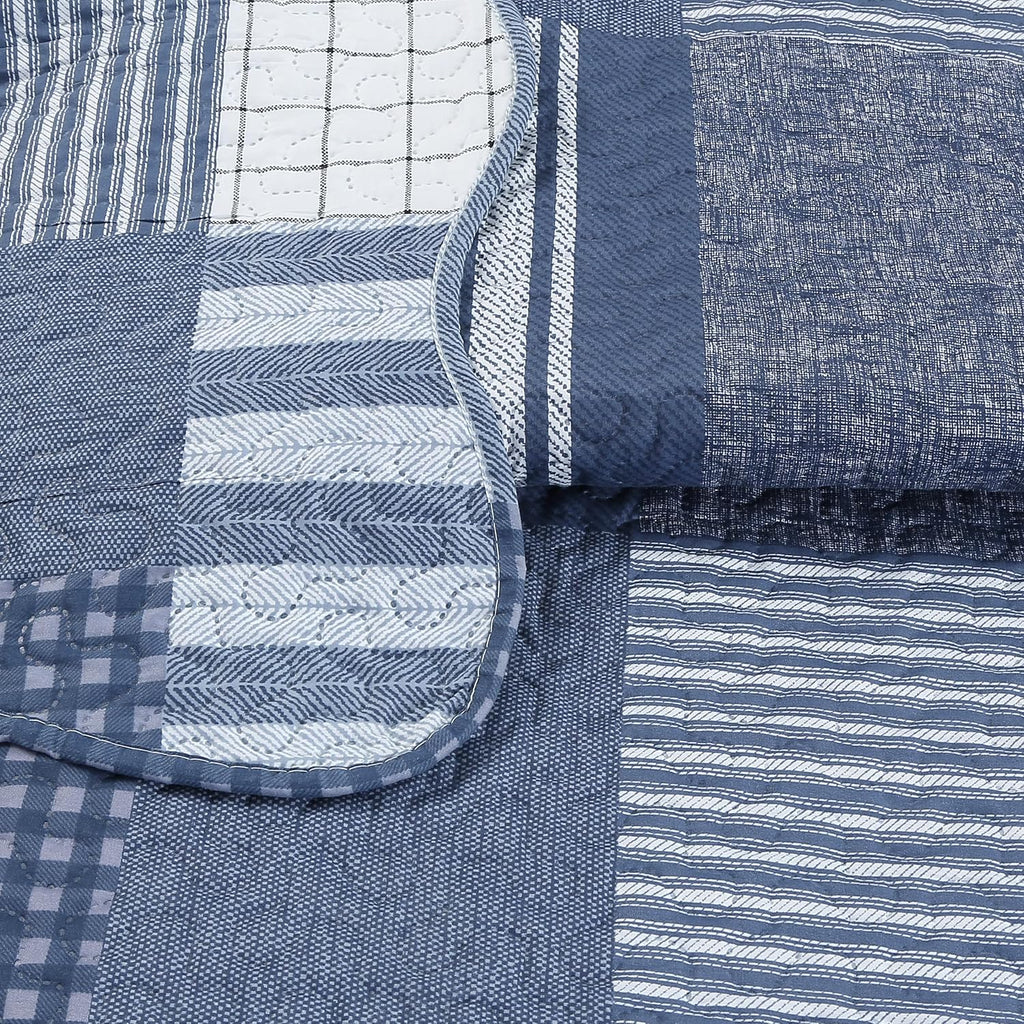 Decorkart Rich Printed Embossed Pinsonic Coverlet Bedspread Ultra Soft Home Bedding 3 Piece Summer Quilt Set with 2 Embossed Shams, Navy White Plaid Pattern