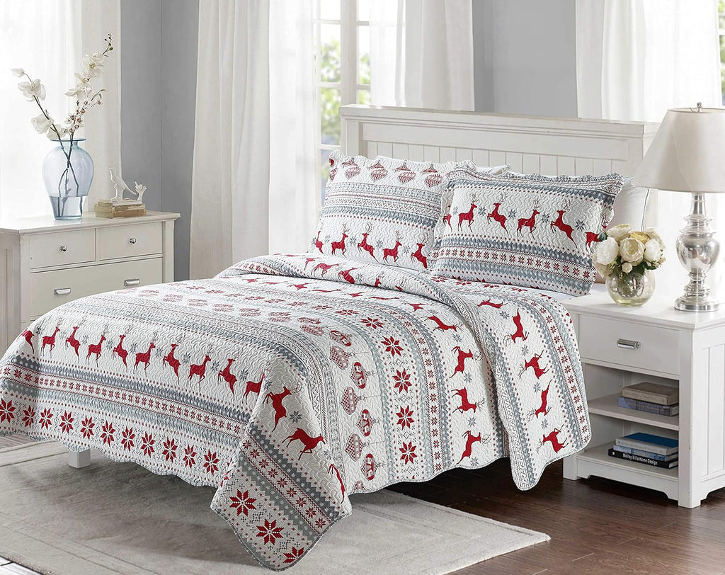 Decorkart Rich Printed Embossed Pinsonic Coverlet Bedspread Ultra Soft 3 Piece Summer Christmas Quilt Set with 2 Quilted Shams, Xmas Deer Pattern